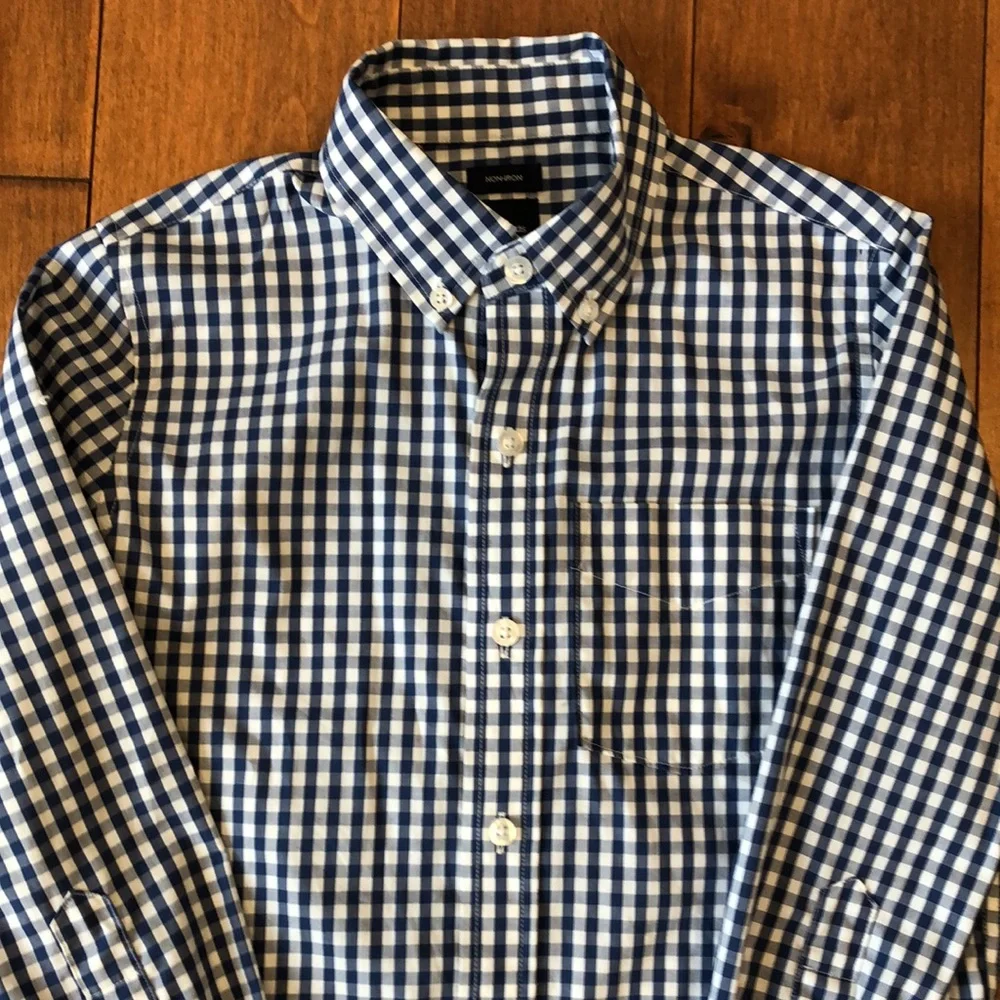 GAP Kids Blue and white checkered gingham shirt size medium